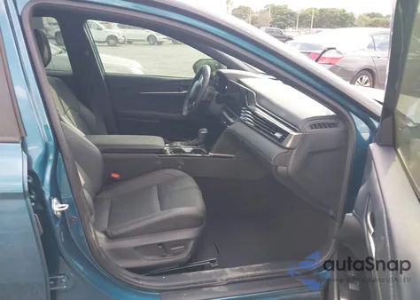 2025 Toyota Camry Xse z USA, uszkodzony, nr VIN 4T1DAACK6SU133936